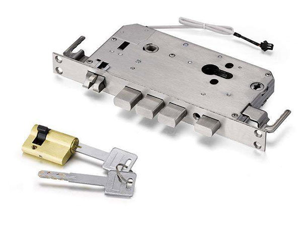 南华24小时上门开锁公司